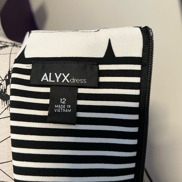 7 for $30 ALYX Black and White Sleeveless Dress - Picture 8 of 9